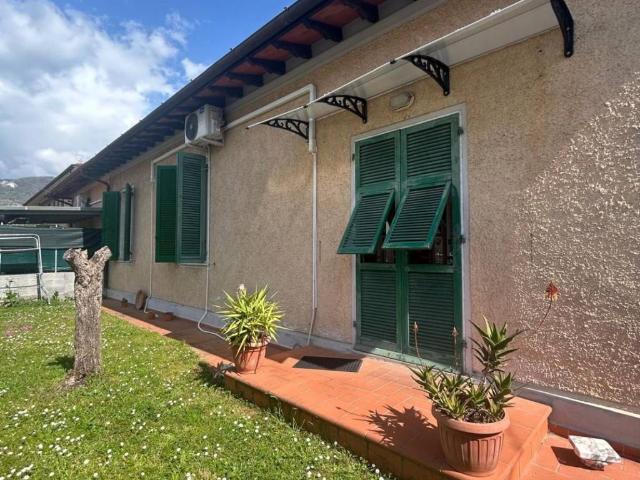 Villa Indipendente in vendita a Grocialetto, Tonfano