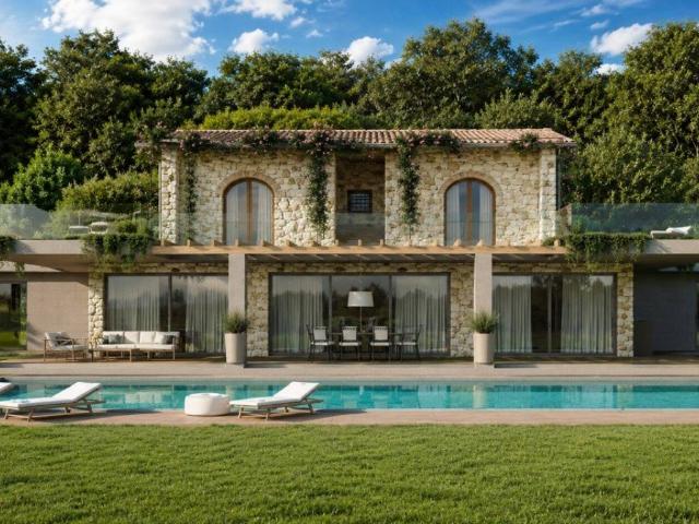 Villa Indipendente in vendita a Tonfano, Toscana