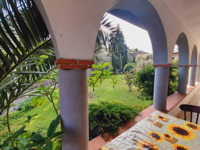 Villa Indipendente in vendita a Tonfano, Toscana