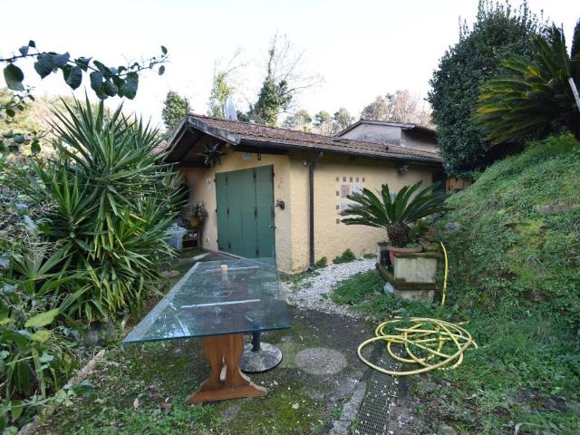 Villa Indipendente in vendita a Tonfano, Toscana