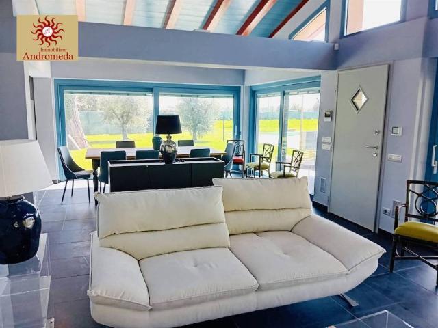 Villa Indipendente in vendita a Vaiana, Forte Dei Marmi