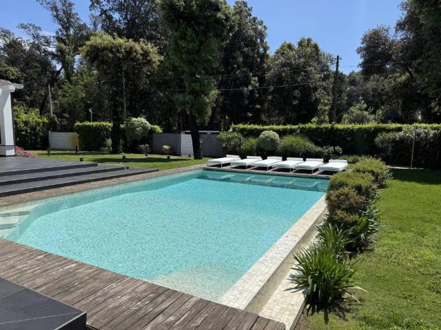 Villa Indipendente in vendita a Tonfano, Toscana