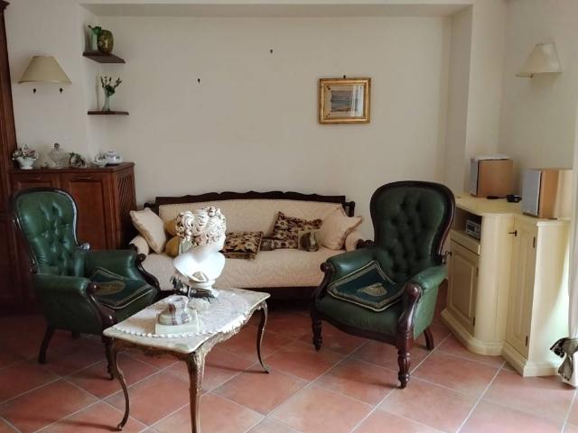Villa Indipendente in vendita a Pietrelcina
