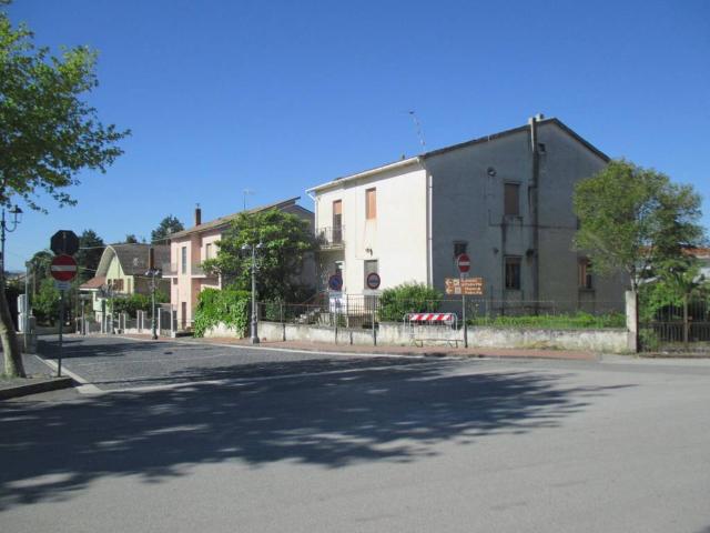 Villa Indipendente in vendita a Pietrelcina, Campania
