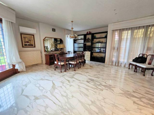 Villa Indipendente in vendita a Pieve A Nievole, Toscana