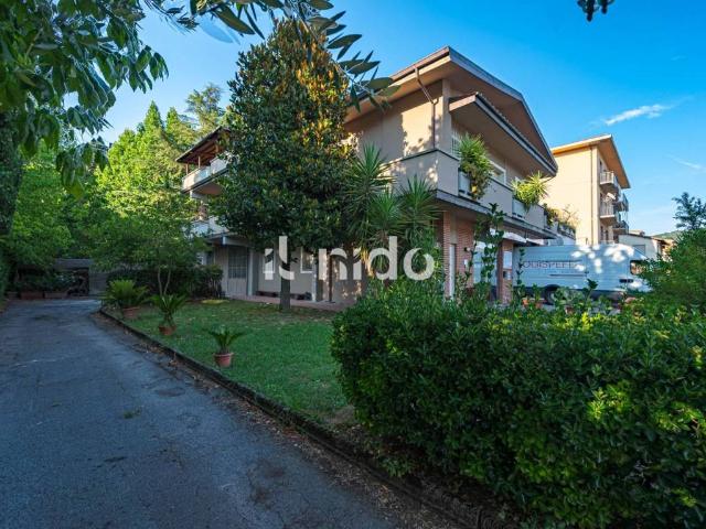 Villa Indipendente in vendita a Pieve A Nievole, Toscana