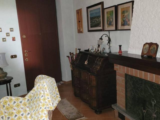 Villa Indipendente in vendita a Pieve Albignola, Lombardia
