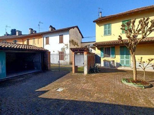 Villa Indipendente in vendita a Pieve Del Cairo, Lombardia