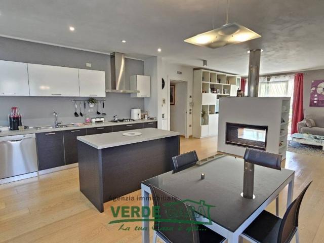 Villa Indipendente in vendita a Crespano Del Grappa, Veneto