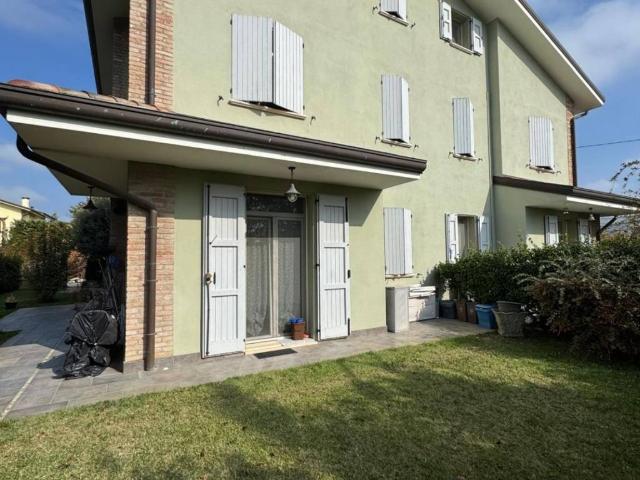 Villa Indipendente in vendita a Unione Reno Galliera, Pieve Di Cento