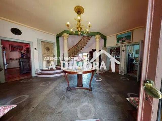 Villa Indipendente in vendita a Pieve Di Soligo, Veneto