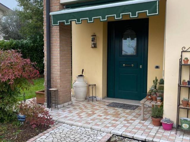 Villa Indipendente in vendita a Pieve Di Soligo, Veneto