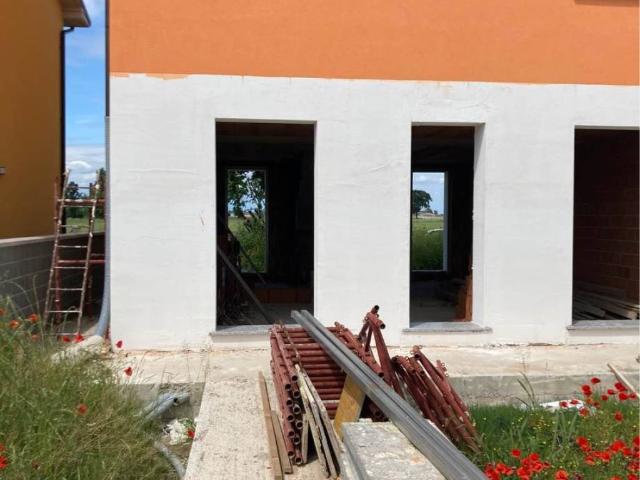 Villa Indipendente in vendita a Pieve D'olmi, Lombardia