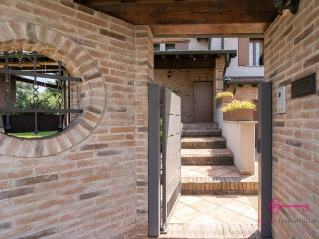 Villa Indipendente in vendita a Pieve Fissiraga, Lodi