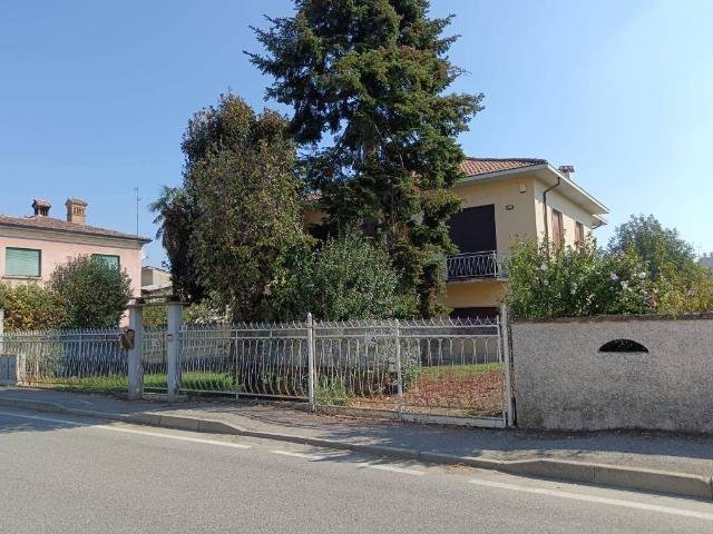 Villa Indipendente in vendita a Canova, Pieve Porto Morone