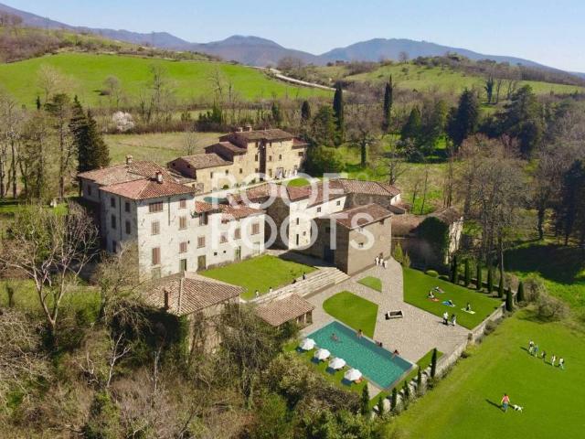 Villa Indipendente in vendita a Pieve Santo Stefano, Toscana