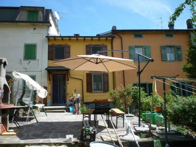 Villa Indipendente in vendita a Unione dei comuni del Frignano, Pievepelago