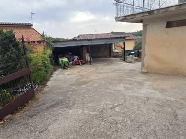 Villa Indipendente in vendita a Piglio, Lazio