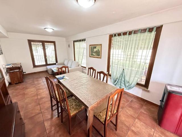 Villa Indipendente in vendita a Piglio, Lazio