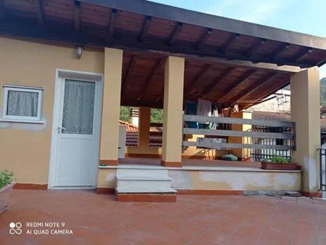 Villa Indipendente in vendita a Pignone, Liguria