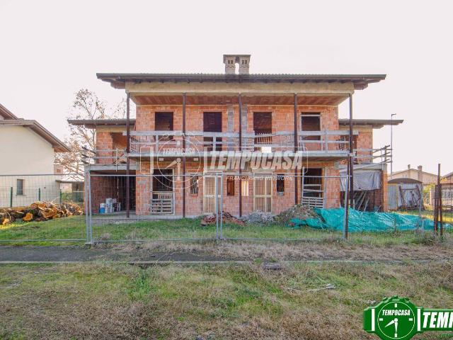 Villa Indipendente in vendita a Pinarolo Po, Lombardia