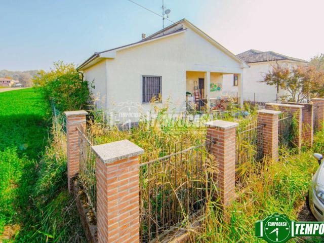 Villa Indipendente in vendita a Pinarolo Po, Lombardia