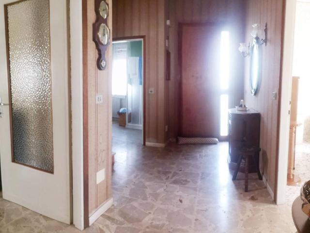 Villa Indipendente in vendita a Pinarolo Po, Lombardia