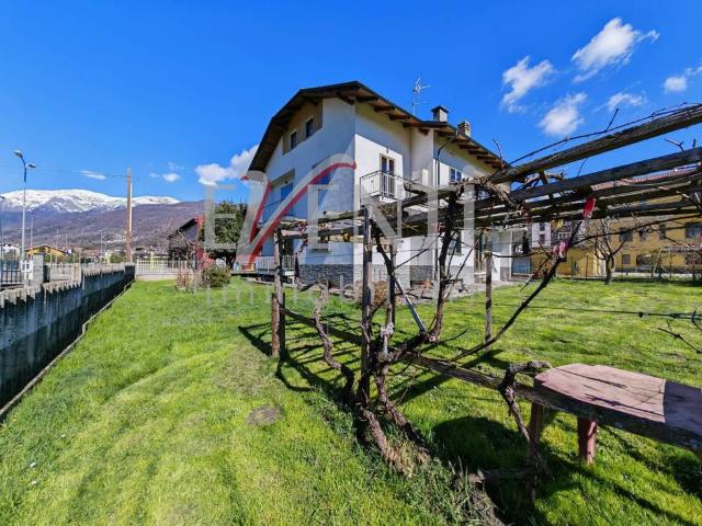 Villa Indipendente in vendita a Dubbione, Pinasca