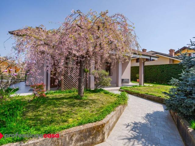 Villa Indipendente in vendita a Riva, Piemonte