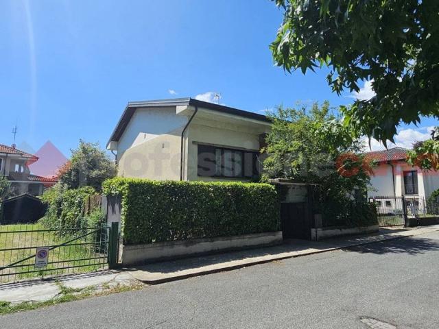 Villa Indipendente in vendita a Riva, Piemonte