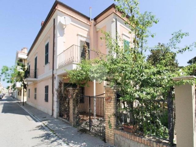 Villa Indipendente in vendita a Pineto, Abruzzo