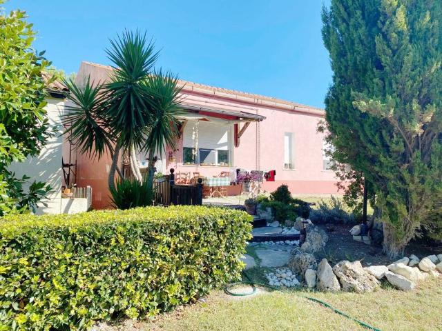 Villa Indipendente in vendita a Pineto, Abruzzo