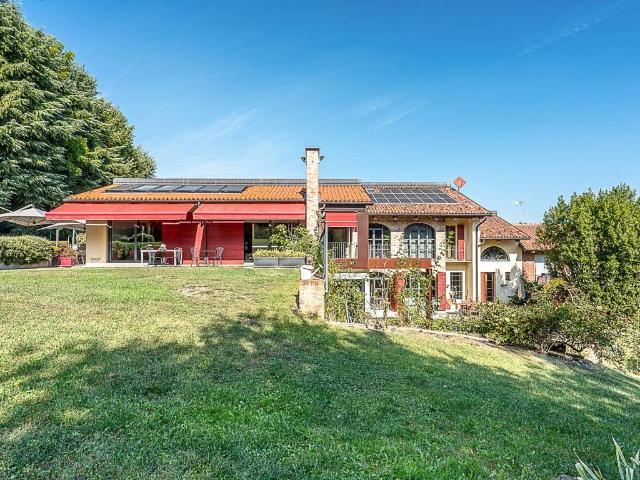Villa Indipendente in vendita a Pino Torinese, Torino