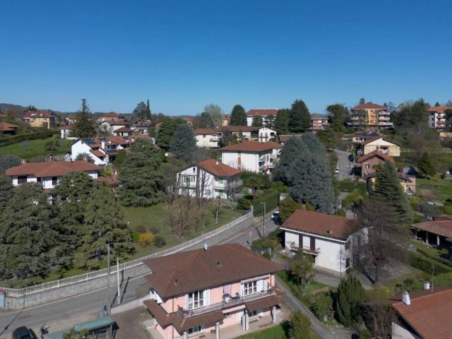 Villa Indipendente in vendita a Tetti Borella, Piemonte
