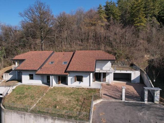 Villa Indipendente in vendita a Piemonte, Torino