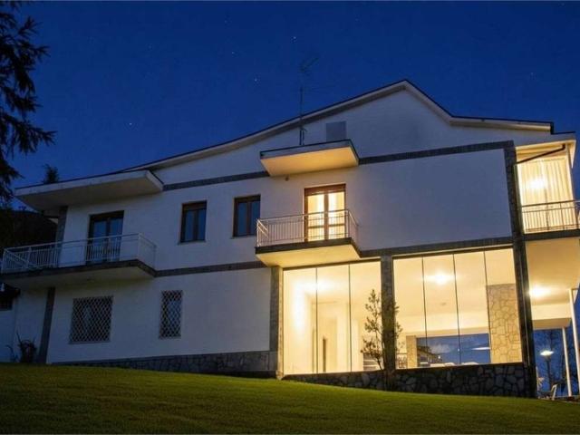 Villa Indipendente in vendita a Tetti Borella, Piemonte