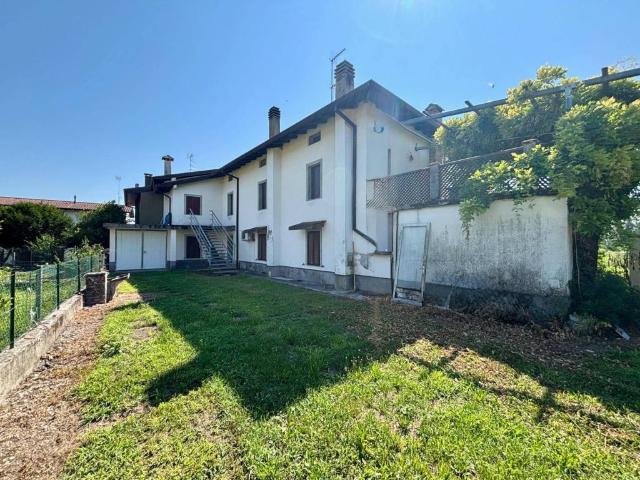 Villa Indipendente in vendita a Pinzano Al Tagliamento, Friuli-Venezia Giulia
