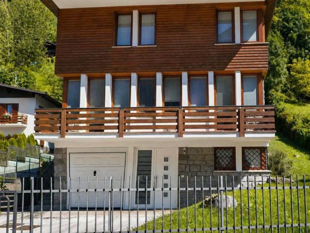 Villa Indipendente in vendita a Comunità delle Giudicarie, Pinzolo