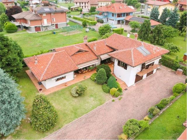 Villa Indipendente in vendita a Piemonte, Cuneo