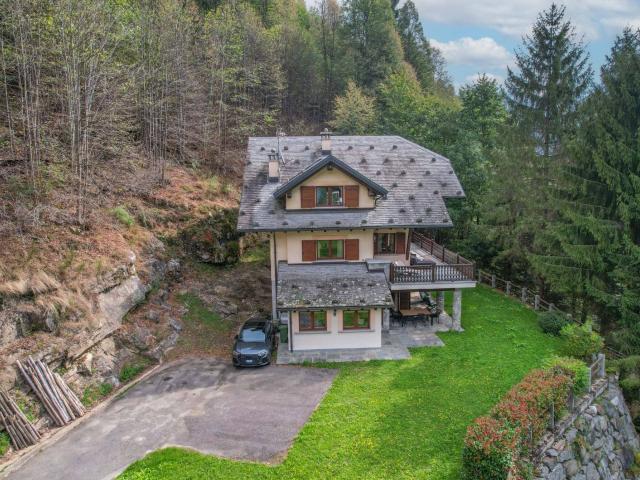 Villa Indipendente in vendita a Piemonte, Vercelli