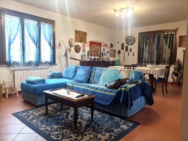 Villa Indipendente in vendita a Piombino, Toscana