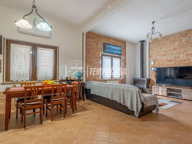Villa Indipendente in vendita a Colmata, Piombino