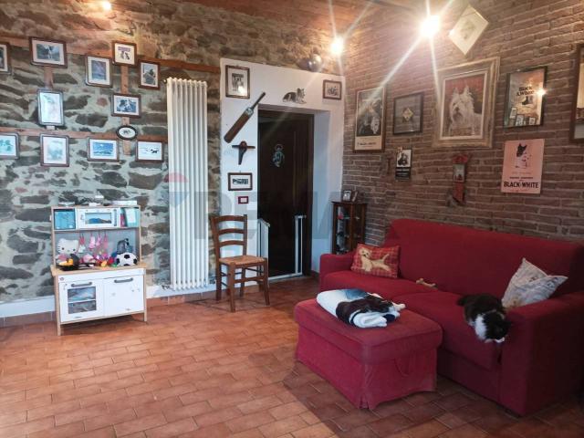 Villa Indipendente in vendita a Poggetto, Piombino