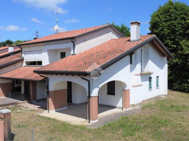 Villa Indipendente in vendita a Piombino Dese, Veneto