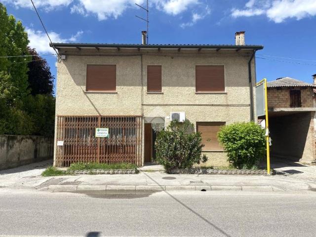 Villa Indipendente in vendita a Piombino Dese, Veneto