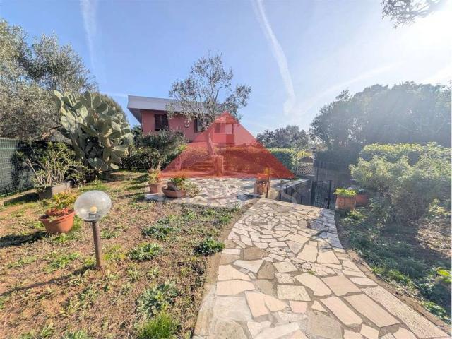Villa Indipendente in vendita a Montemazzano, Piombino