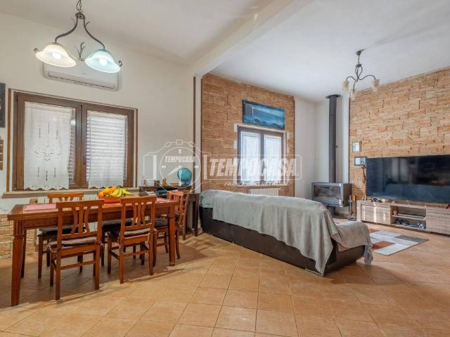 Villa Indipendente in vendita a Colmata, Piombino