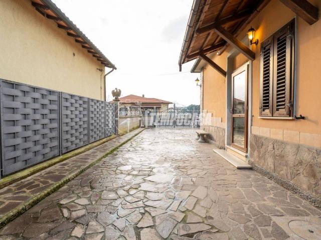 Villa Indipendente in vendita a Colmata, Piombino