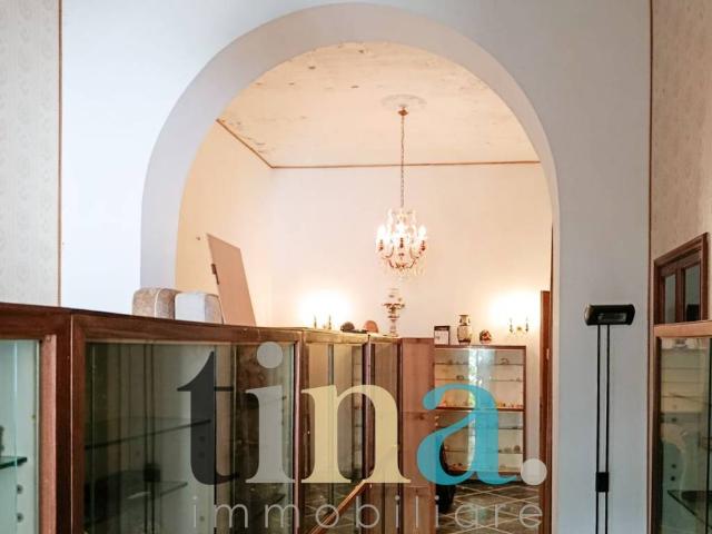 Villa Indipendente in vendita a Porta a Terra, Piombino