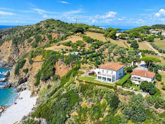 Villa Indipendente in vendita a Salivoli, Piombino